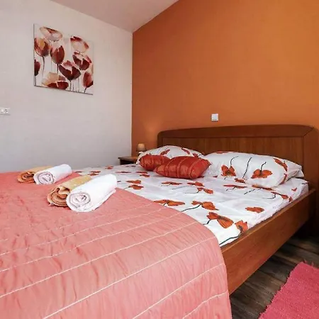 Mediterrane Und Hundefreundliche Mit Privatpool, Grillbereich, Waschmaschine, Wifi בית נופש