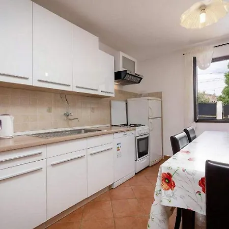 Mediterrane Und Hundefreundliche Mit Privatpool, Grillbereich, Waschmaschine, Wifi