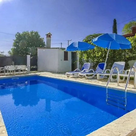 Mediterrane Und Hundefreundliche Mit Privatpool, Grillbereich, Waschmaschine, Wifi 펜션 *