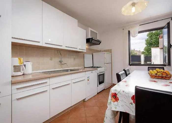 Mediterrane Und Hundefreundliche Mit Privatpool, Grillbereich, Waschmaschine, Wifi