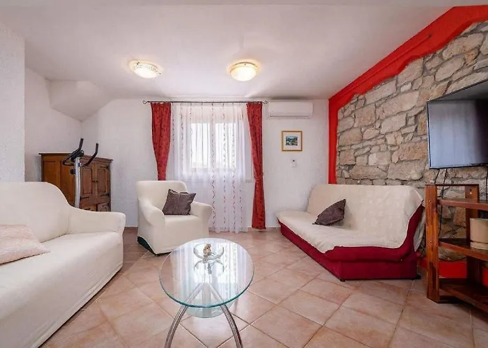 別荘 Mediterrane Und Hundefreundliche Mit Privatpool, Grillbereich, Waschmaschine, Wifi