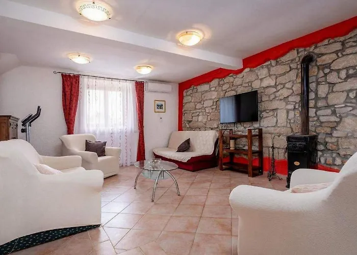 Mediterrane Und Hundefreundliche Mit Privatpool, Grillbereich, Waschmaschine, Wifi