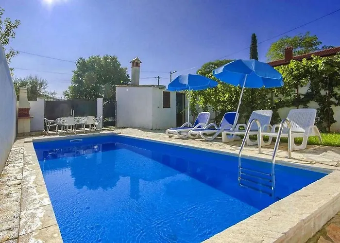 Mediterrane Und Hundefreundliche Mit Privatpool, Grillbereich, Waschmaschine, Wifi 別荘 *